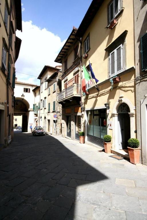 Baldovino Di Monte Bed & Breakfast Monte San Savino Exterior photo