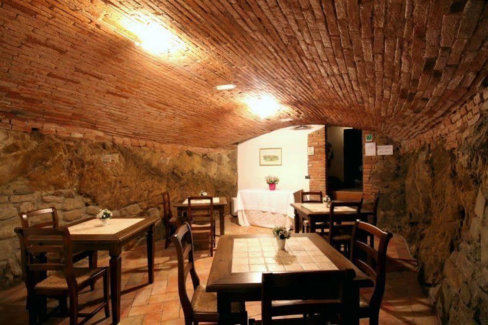 Baldovino Di Monte Bed & Breakfast Monte San Savino Exterior photo