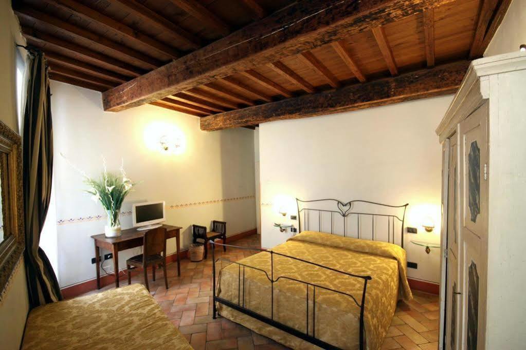Baldovino Di Monte Bed & Breakfast Monte San Savino Exterior photo