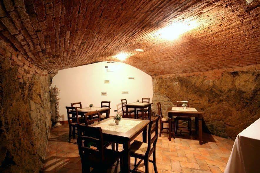Baldovino Di Monte Bed & Breakfast Monte San Savino Exterior photo