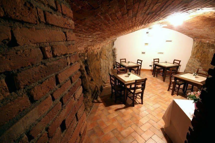 Baldovino Di Monte Bed & Breakfast Monte San Savino Exterior photo