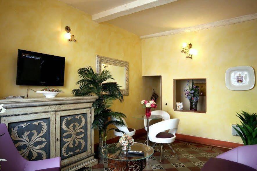 Baldovino Di Monte Bed & Breakfast Monte San Savino Exterior photo